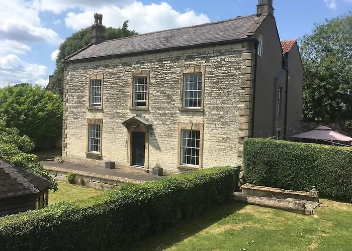 The Hole In The Wall, Midsomer Norton, Nr Bath & Longleat